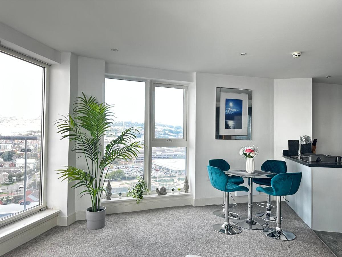 Stunning Ocean & City View Apt Swansea Eksteriør bilde